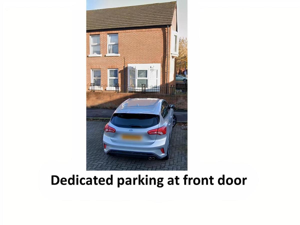 Very Central Location- Free Parking - 2 Bedrooms Belfast Exterior foto